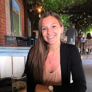 Meet your Posher, Natalie